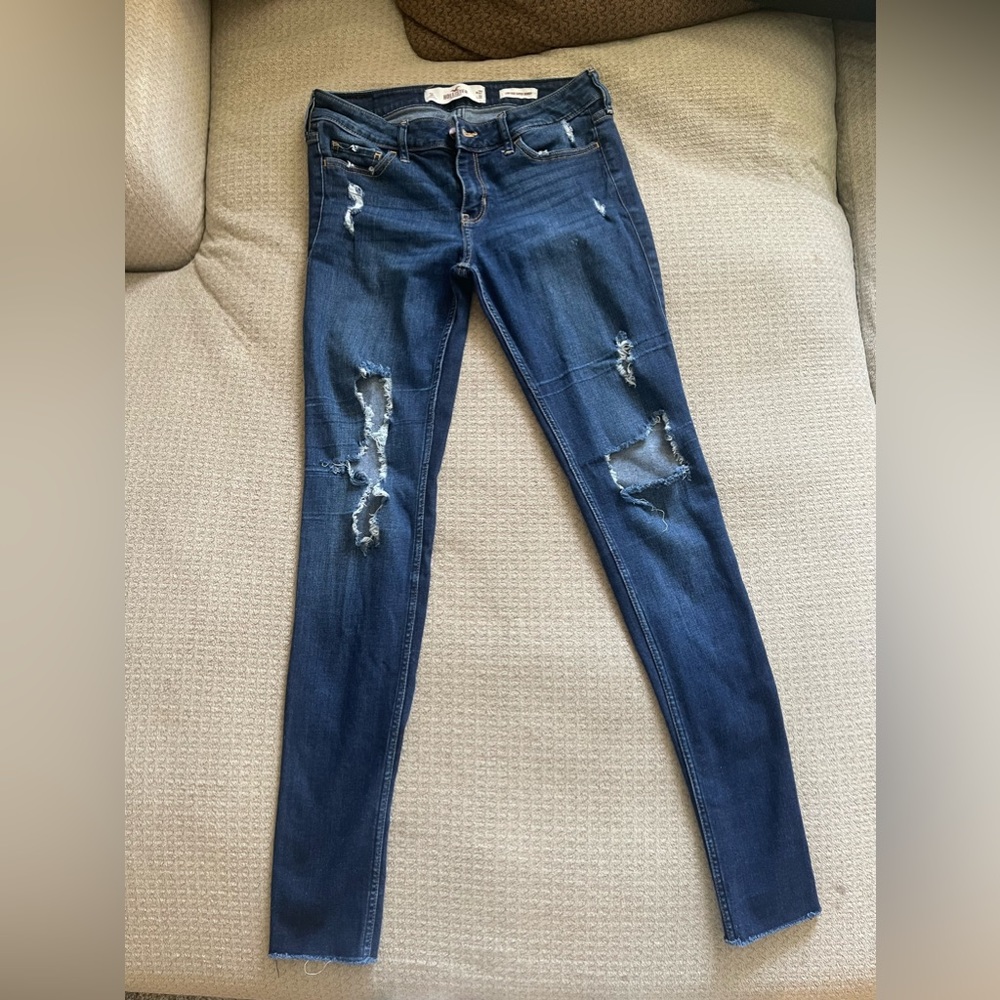 Hollister size 5 long dark colored